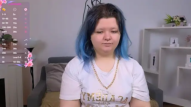 Lunaar  online show from May 6, 2026, 5:33 am