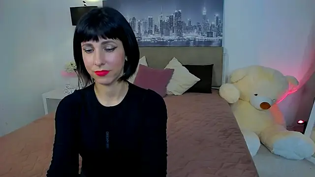 HeidieRaven online show from April 23, 2026, 1:24 pm