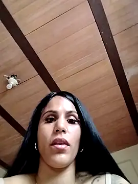 Snapshot of Maracuchitam chatting on March 18, 2026, 1:57 pm Maracuchitam online show from March 18, 2026, 1:57 pm