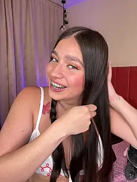 Caandace online show from April 7, 2026, 7:15 pm