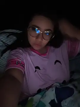 maleja smmith online show from April 19, 2026, 9:43 am