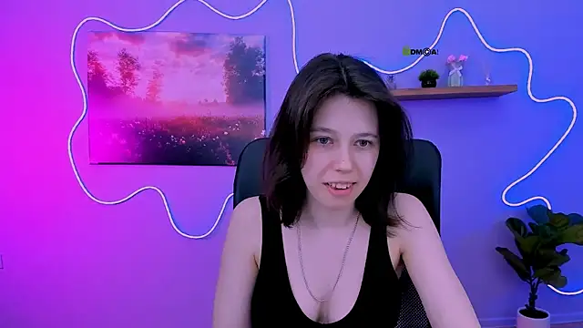 aria wild  online show from April 21, 2026, 9:16 am