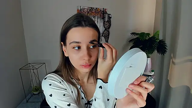 LaceyLettman online show from March 24, 2026, 10:37 am