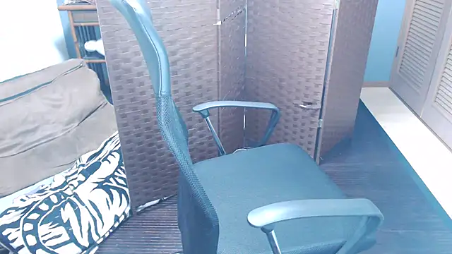 KARON2026 online show from April 15, 2026, 10:10 am