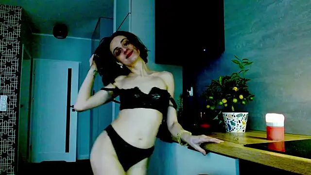 misssweet online show from May 16, 2026, 1:48 am