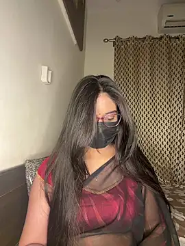 nikki catz online show from April 20, 2026, 4:30 pm