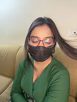 nikki catz online show from April 21, 2026, 6:58 pm