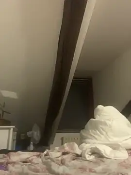 Xlilli69X online show from April 18, 2026, 7:18 pm