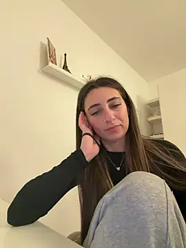 CuteJuliaa online show from March 11, 2026, 9:20 pm