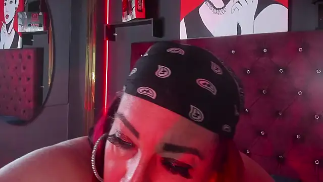 Sarah  Moonx online show from March 10, 2026, 7:18 pm