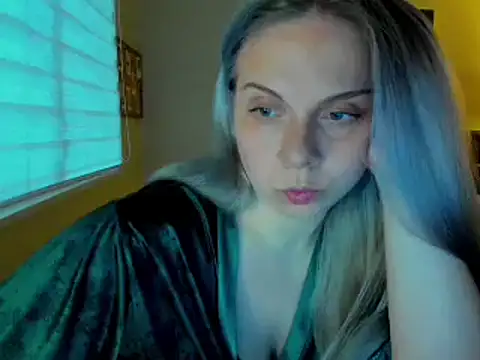 callme iva online show from April 15, 2026, 1:22 am