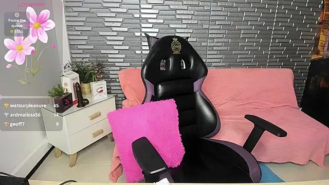 Ana maria 08 online show from April 18, 2026, 7:07 pm