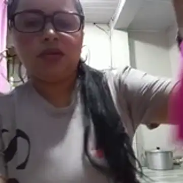 violetapeeveet online show from April 21, 2026, 5:36 am