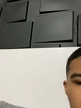 negro23cmdotado online show from May 2, 2026, 4:23 pm