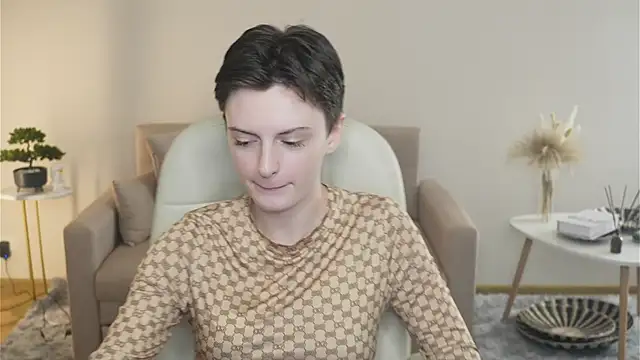 OrphaHayashi online show from March 5, 2026, 9:39 am