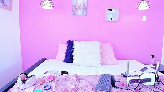 liapinket online show from April 12, 2026, 12:19 pm