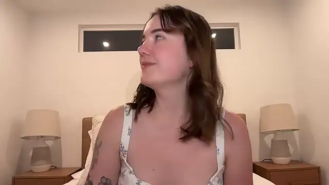 summerxo online show from April 22, 2026, 2:40 am