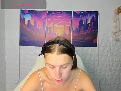 Xenia paradise online show from June 10, 2026, 12:12 am