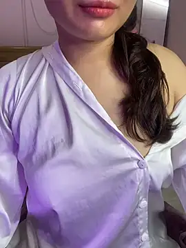 Meow sexygirl online show from July 2, 2026, 5:24 am
