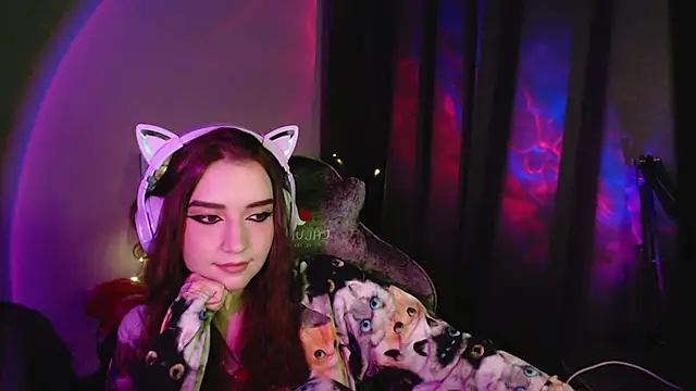 Snapshot of Celia_Sensual_ chatting on June 23, 2026, 7:56 pm Celia Sensual online show from June 23, 2026, 7:56 pm