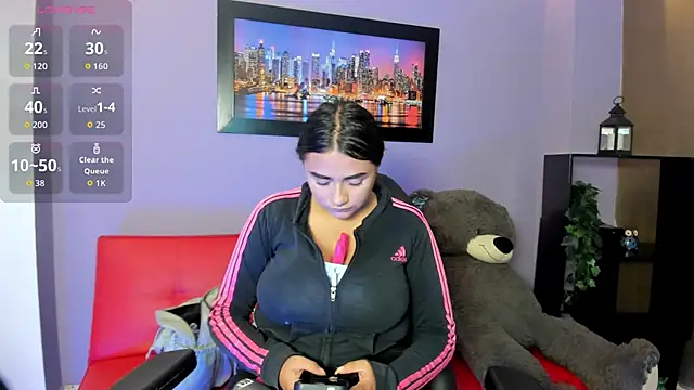 Lucyy tits online show from June 22, 2026, 12:02 pm