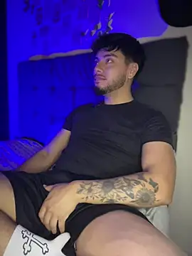 kryzthian Olrox online show from March 31, 2026, 3:52 am