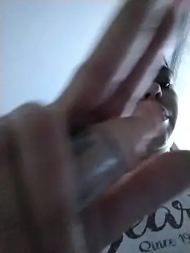 SaraRoushen online show from March 8, 2026, 5:00 am