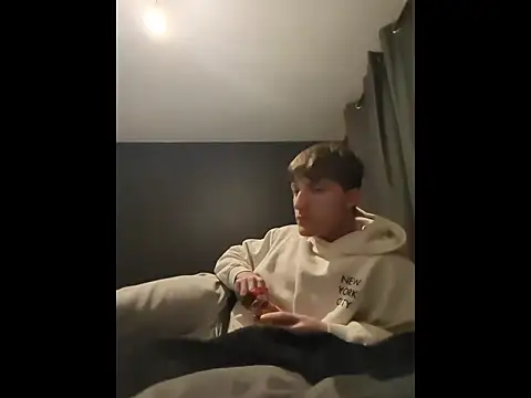 HornyKing2969 online show from April 12, 2026, 9:51 pm