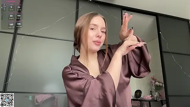 AliceBloomxxx online show from April 2, 2026, 7:04 am