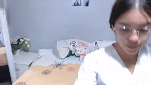 salome ferrari online show from March 10, 2026, 6:23 pm