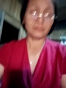 JenniferLovve01 online show from March 12, 2026, 2:21 pm