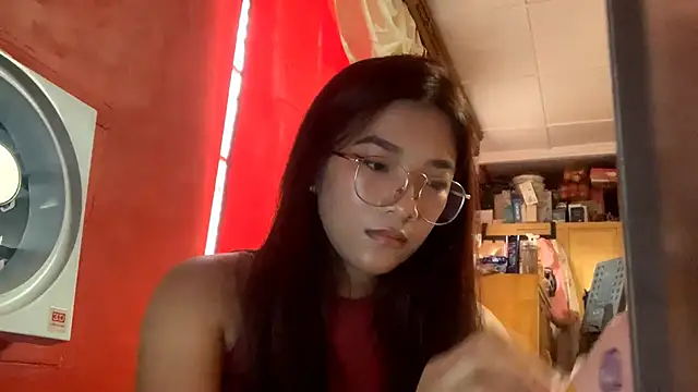 YelenaHelder online show from March 12, 2026, 8:40 am