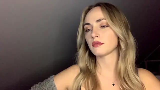 ScarlettSensitive online show from April 19, 2026, 8:11 pm