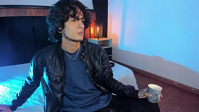 Skinny Mac online show from April 2, 2026, 2:13 pm