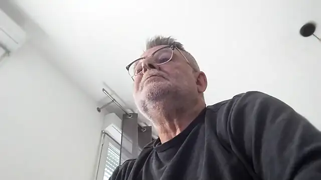 oura online show from March 18, 2026, 7:44 am