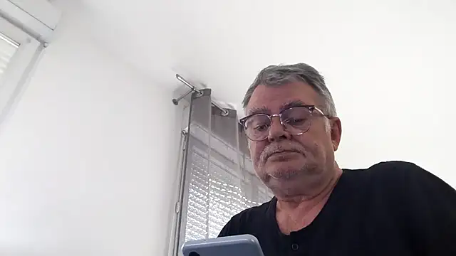 oura online show from April 24, 2026, 6:37 am