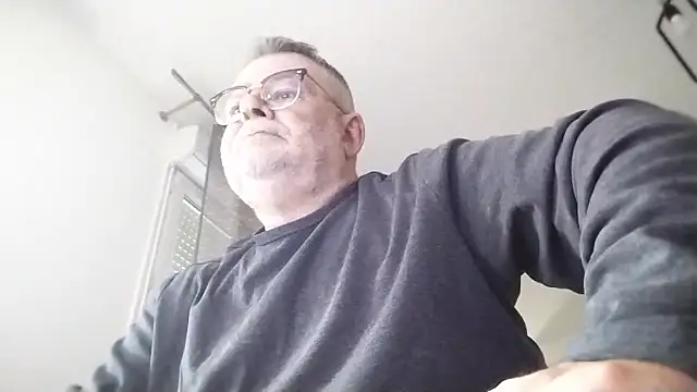 oura online show from March 16, 2026, 6:39 am