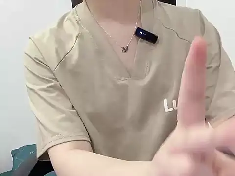 hunhun122 online show from April 7, 2026, 7:43 am