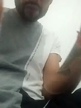 Robayodj online show from March 12, 2026, 1:59 pm