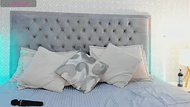 Alexa Wiild online show from April 16, 2026, 3:40 am