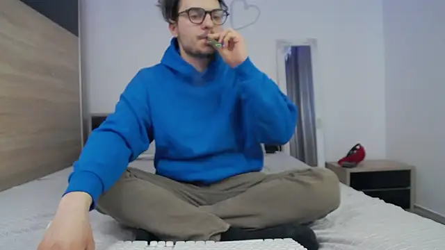 kevin garcia1 online show from March 12, 2026, 11:36 am