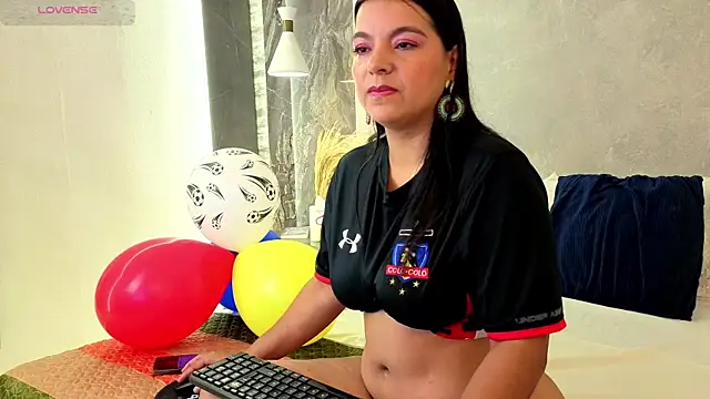 ScarletRause online show from June 19, 2026, 1:28 pm