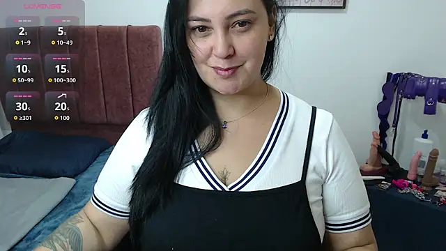 Veroniicabbw  online show from April 26, 2026, 1:30 pm