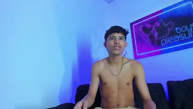 Boys xxx  online show from March 13, 2026, 5:34 am