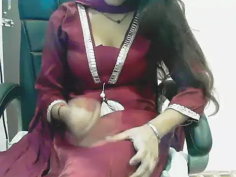 ragini bby online show from June 18, 2026, 4:33 am
