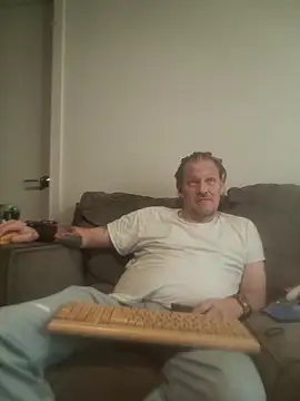 yourMasterisBored online show from March 27, 2026, 2:18 pm