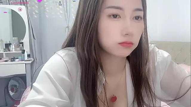 yao-yao-8726 online show from July 8, 2026, 2:18 pm