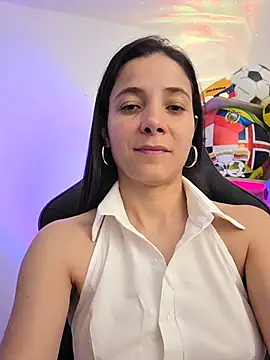 miaeyex online show from June 29, 2026, 12:05 pm
