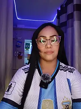 PiscisGirl online show from July 16, 2026, 5:59 am