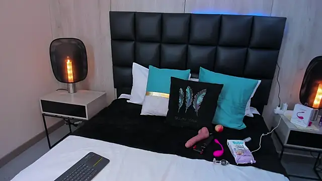 lexy cartier online show from April 28, 2026, 4:33 pm